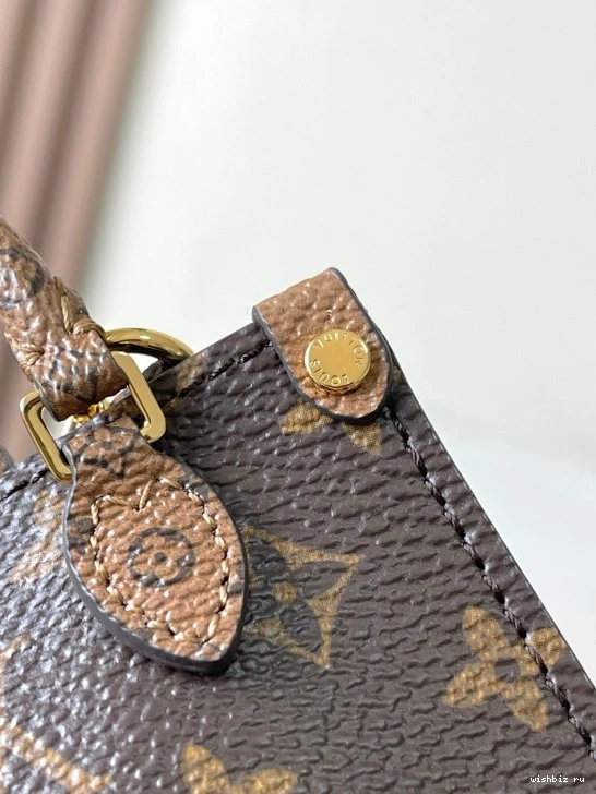 WIS LOUIS MICRO-8.5*3.5*10.5CM VUITTON ONTHEGO 0116